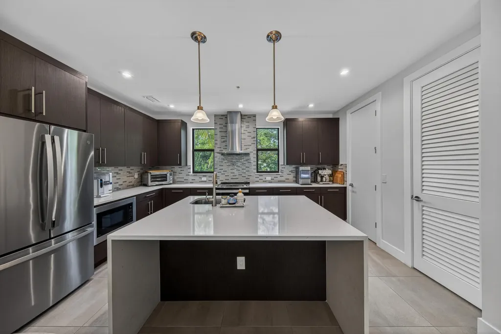 625 NE 22nd Drive Wilton Manors FL 33305