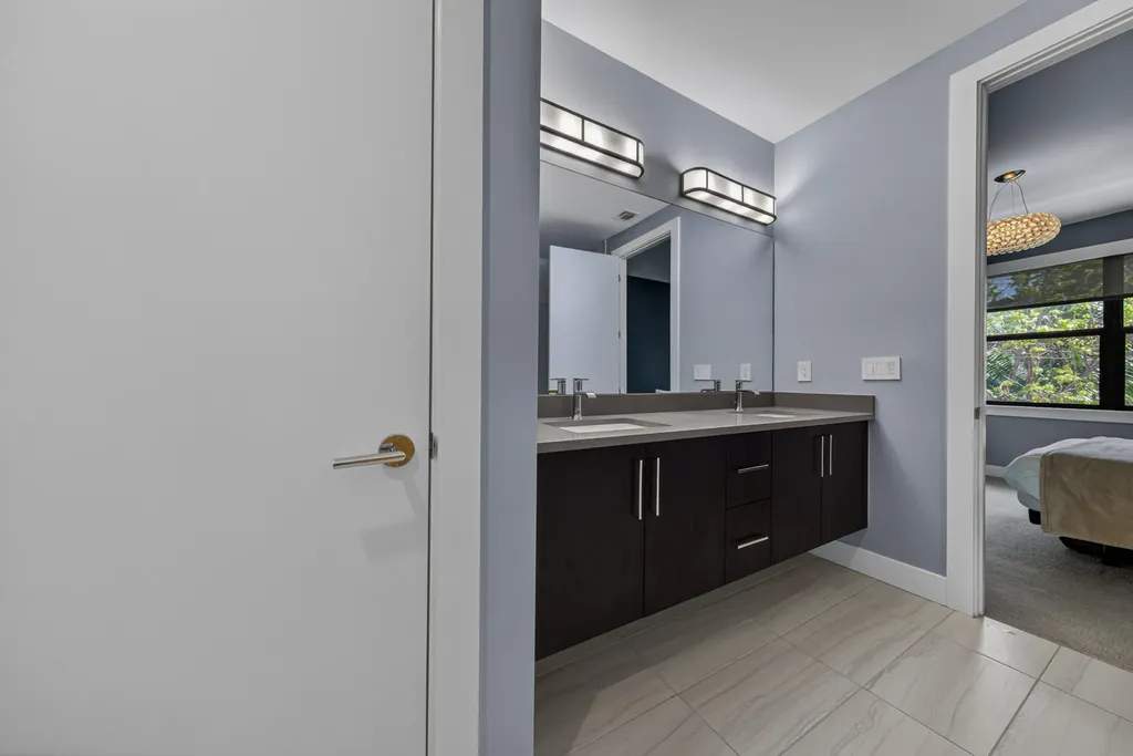 625 NE 22nd Drive Wilton Manors FL 33305