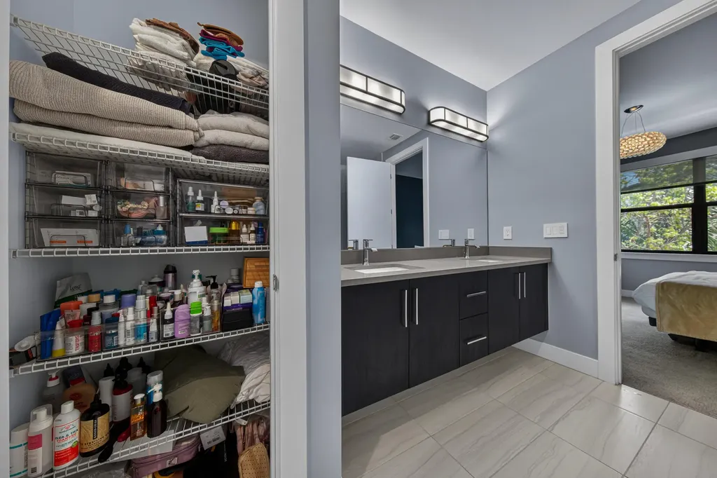 625 NE 22nd Drive Wilton Manors FL 33305