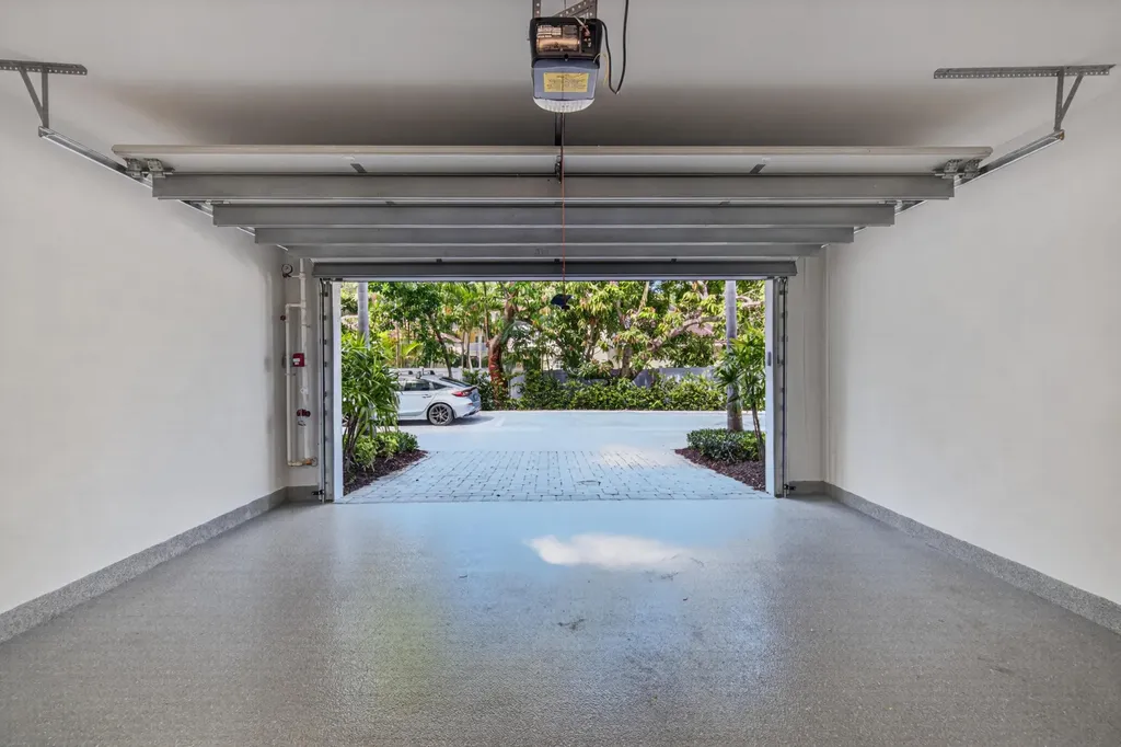 625 NE 22nd Drive Wilton Manors FL 33305