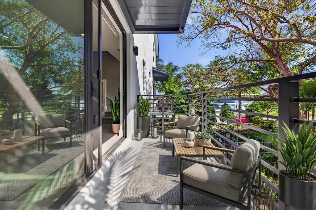 625 NE 22nd Drive Wilton Manors FL 33305