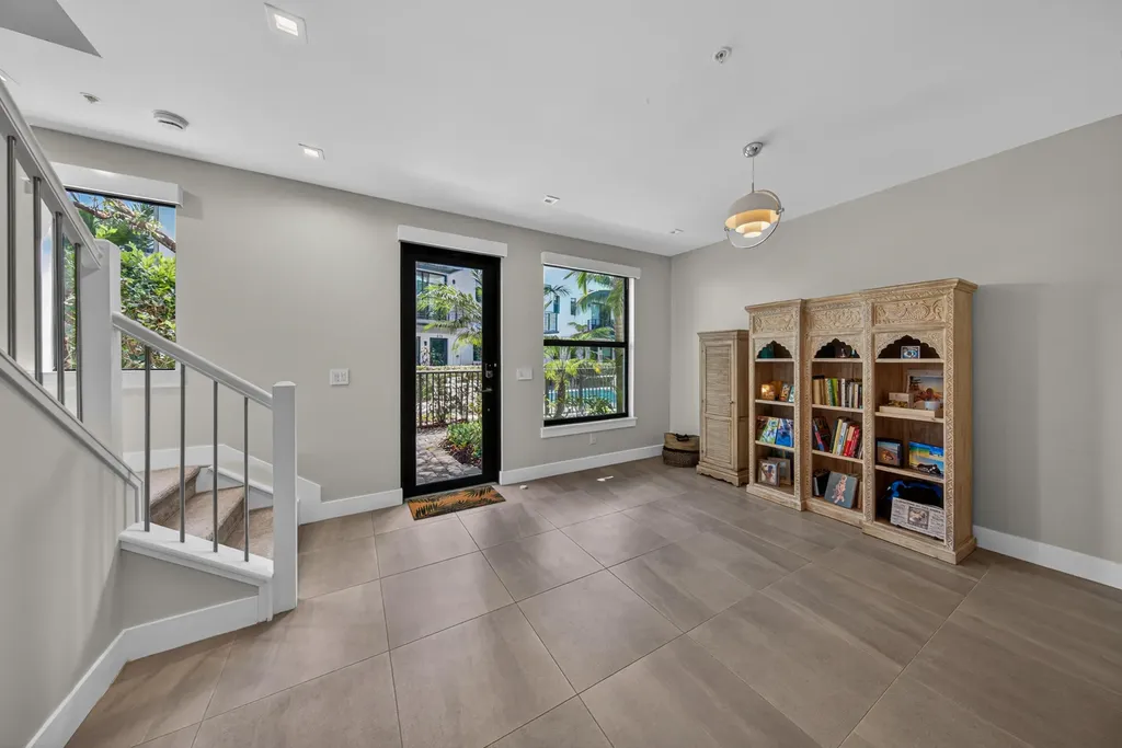 625 NE 22nd Drive Wilton Manors FL 33305