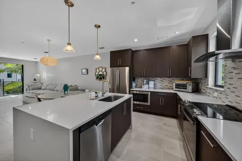 625 NE 22nd Drive Wilton Manors FL 33305