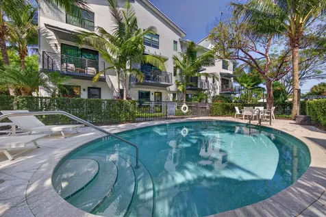 625 NE 22nd Drive Wilton Manors FL 33305