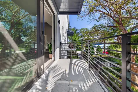 625 NE 22nd Drive Wilton Manors FL 33305