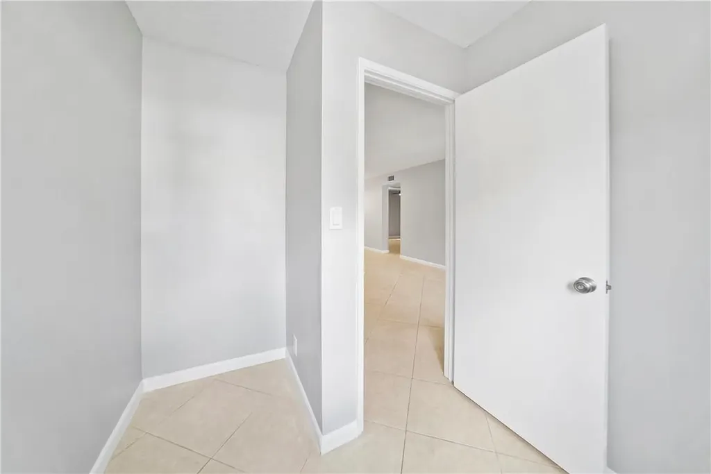 503 Gardens Drive Pompano Beach FL 33069