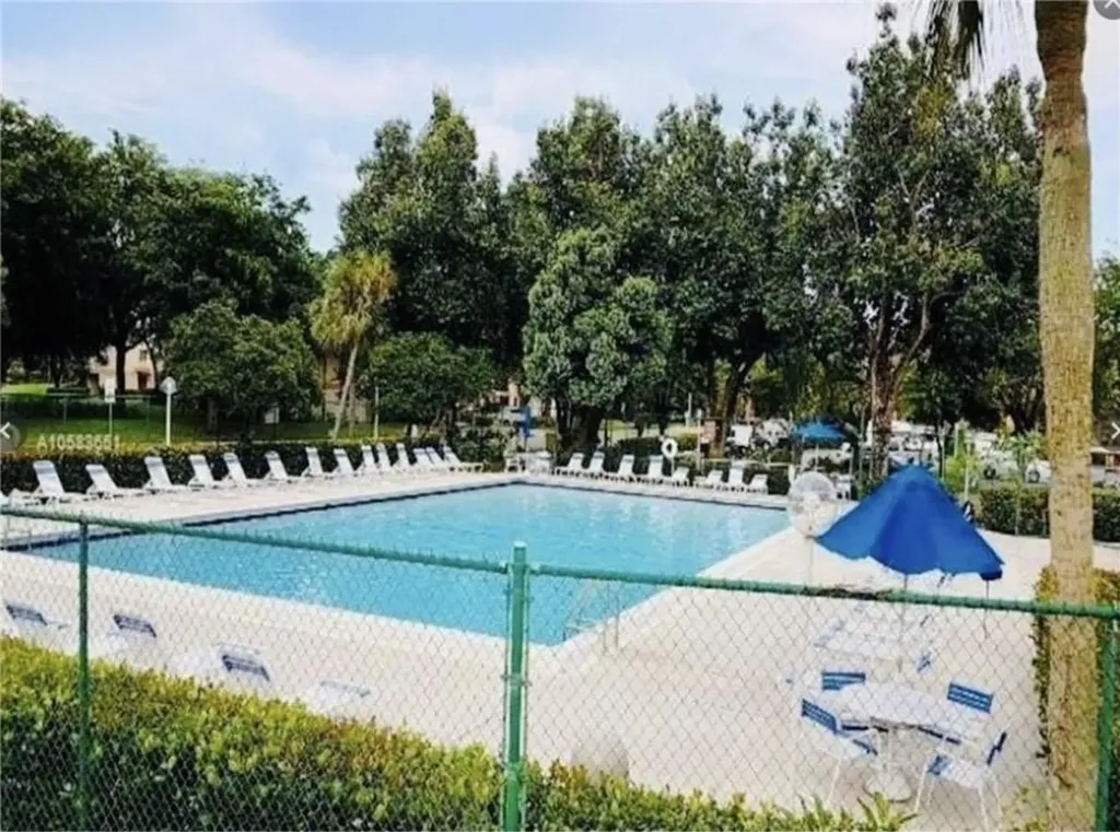 503 Gardens Drive Pompano Beach FL 33069
