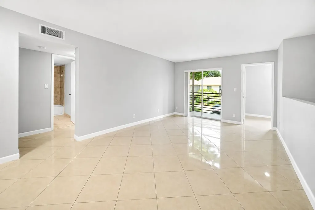 503 Gardens Drive Pompano Beach FL 33069