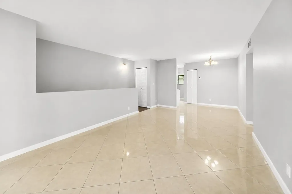 503 Gardens Drive Pompano Beach FL 33069