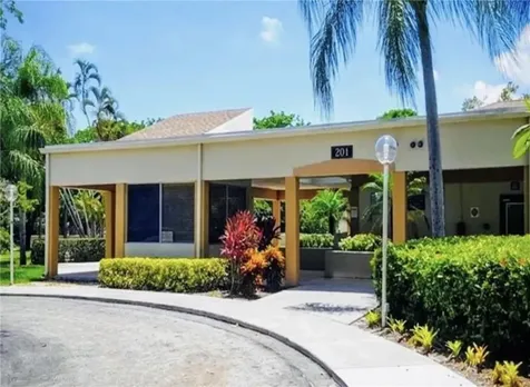 503 Gardens Drive Pompano Beach FL 33069