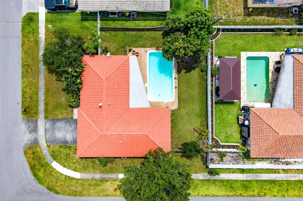 2 Tam O Shanter Lane Boca Raton FL 33431