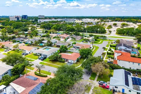 2 Tam O Shanter Lane Boca Raton FL 33431