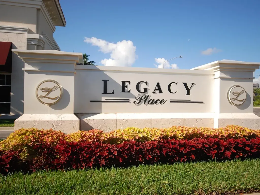 261 Cypress Point Drive Palm Beach Gardens FL 33418