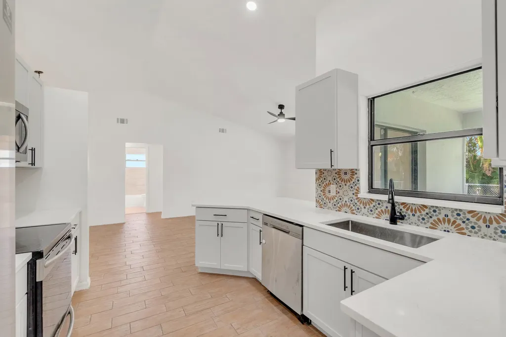 731 SE Majestic Terrace Port St Lucie FL 34983