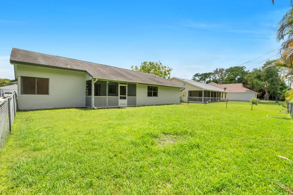 731 SE Majestic Terrace Port St Lucie FL 34983