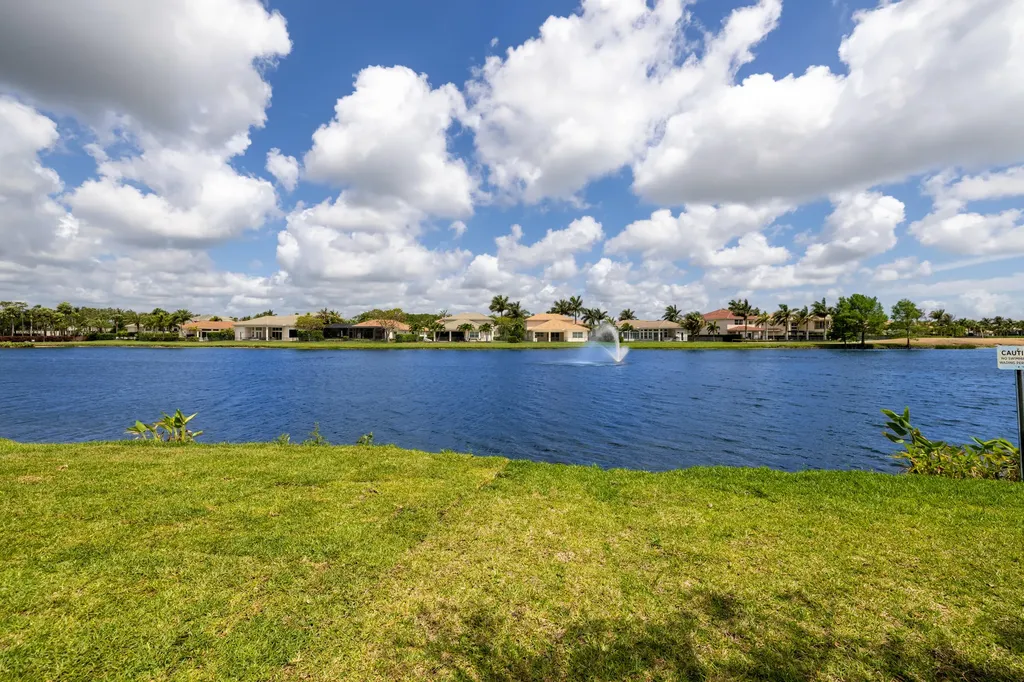111 Tresana Boulevard Jupiter FL 33478