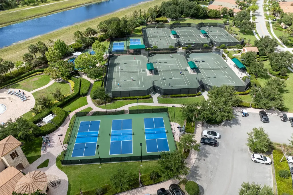 111 Tresana Boulevard Jupiter FL 33478