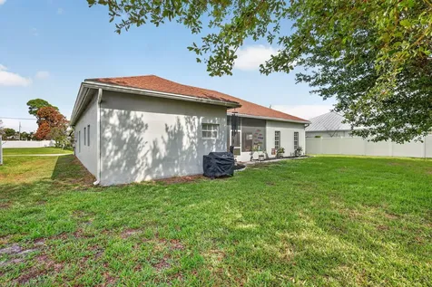 1711 SE Fairfield Street Port St Lucie FL 34983
