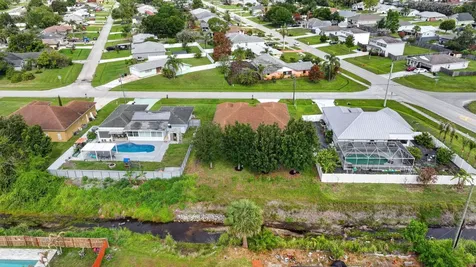 1711 SE Fairfield Street Port St Lucie FL 34983