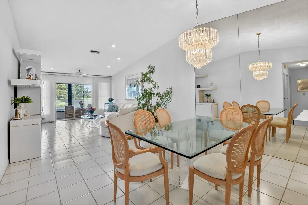 8891 Windtree Street Boca Raton FL 33496