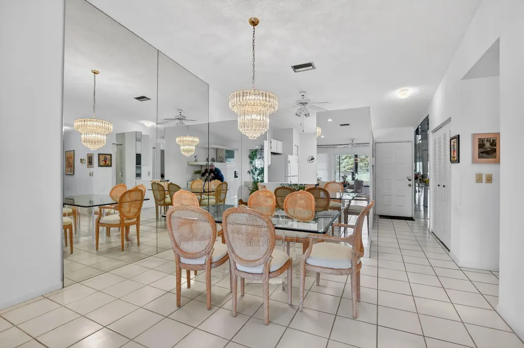 8891 Windtree Street Boca Raton FL 33496