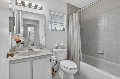 8891 Windtree Street Boca Raton FL 33496