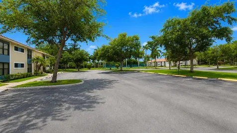 1463 Lake Crystal Drive West Palm Beach FL 33411