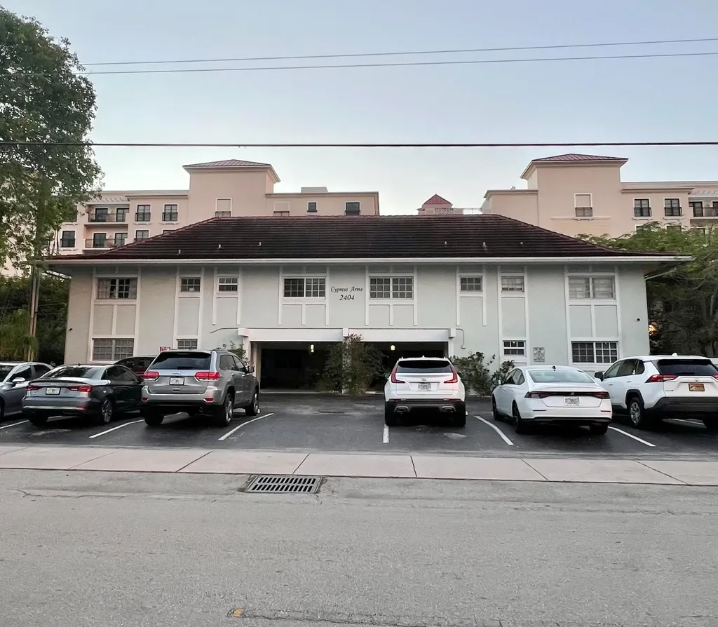 2404 NE 33rd Avenue Fort Lauderdale FL 33305