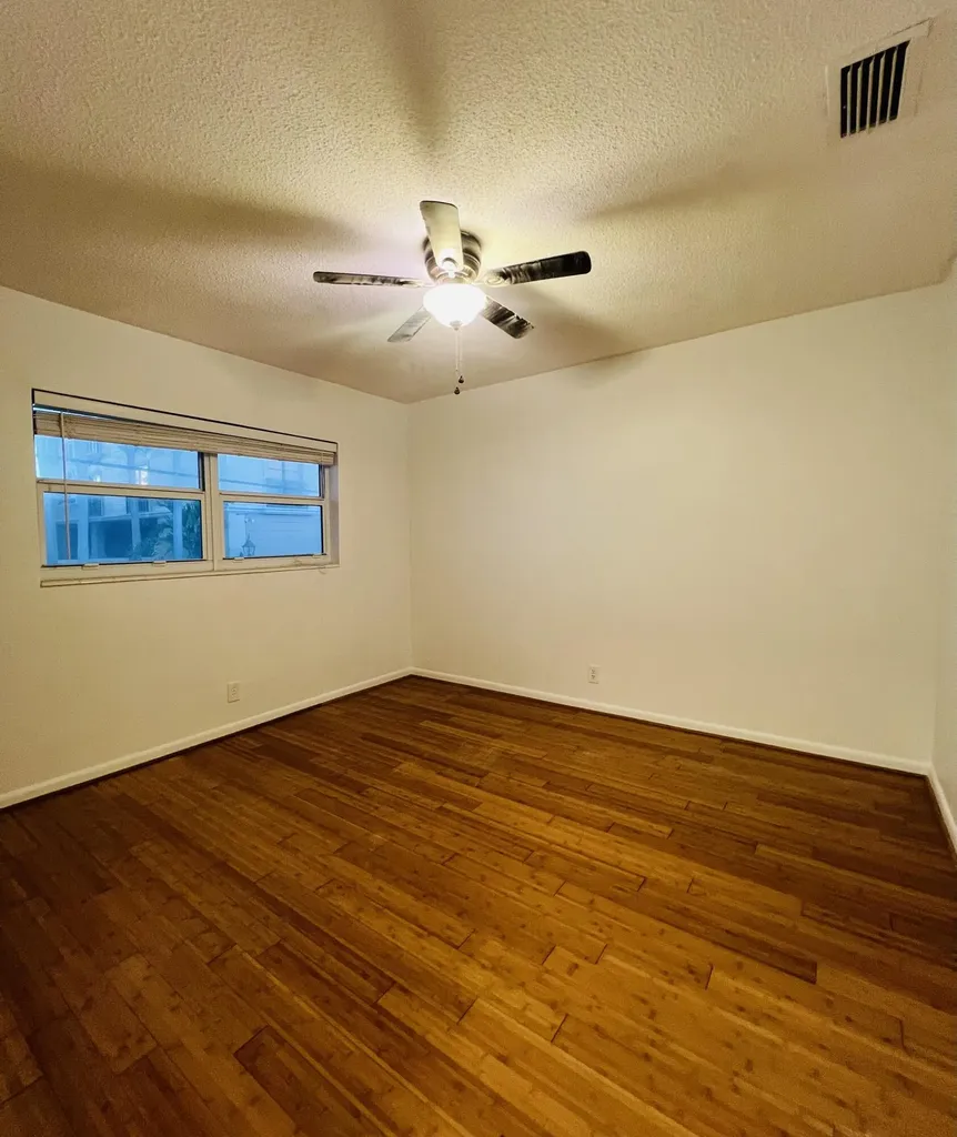 2404 NE 33rd Avenue Fort Lauderdale FL 33305