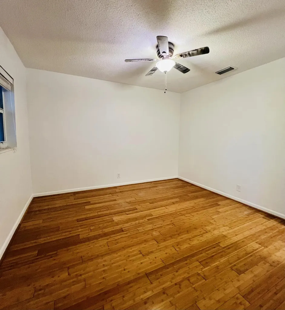 2404 NE 33rd Avenue Fort Lauderdale FL 33305