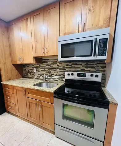 2404 NE 33rd Avenue Fort Lauderdale FL 33305