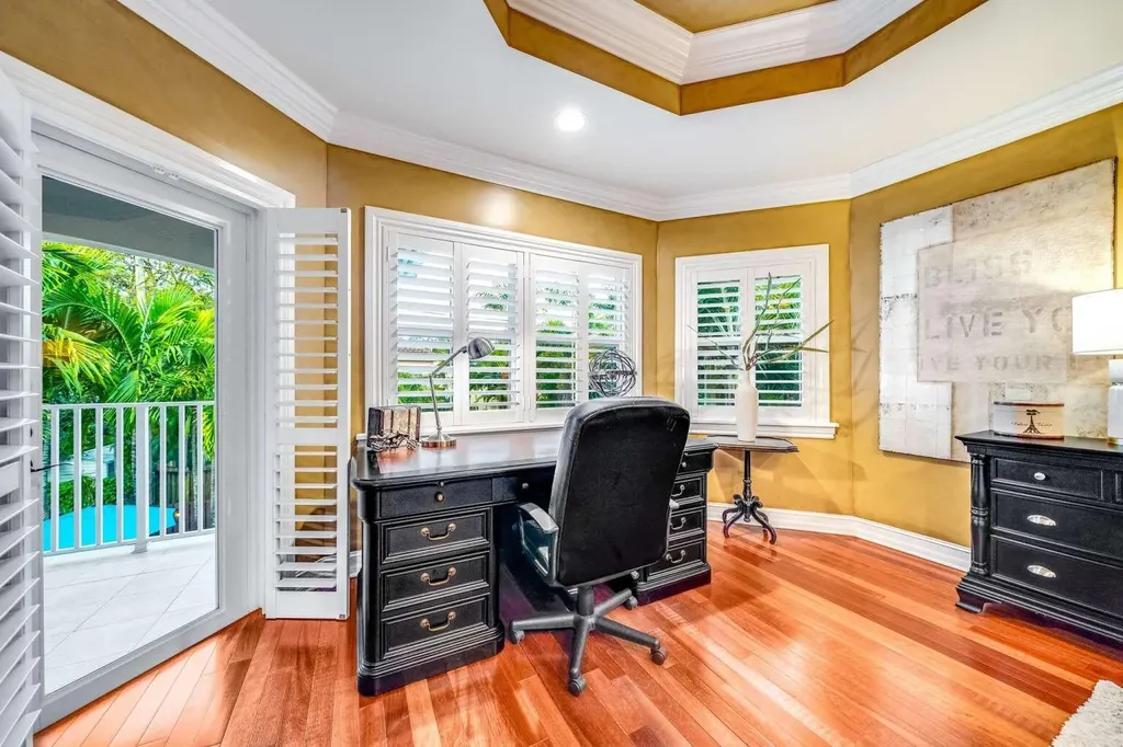 512 NE 12th Avenue Fort Lauderdale FL 33301