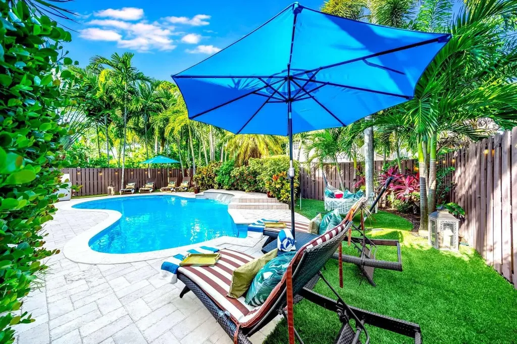 512 NE 12th Avenue Fort Lauderdale FL 33301