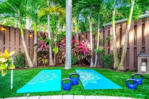 512 NE 12th Avenue Fort Lauderdale FL 33301