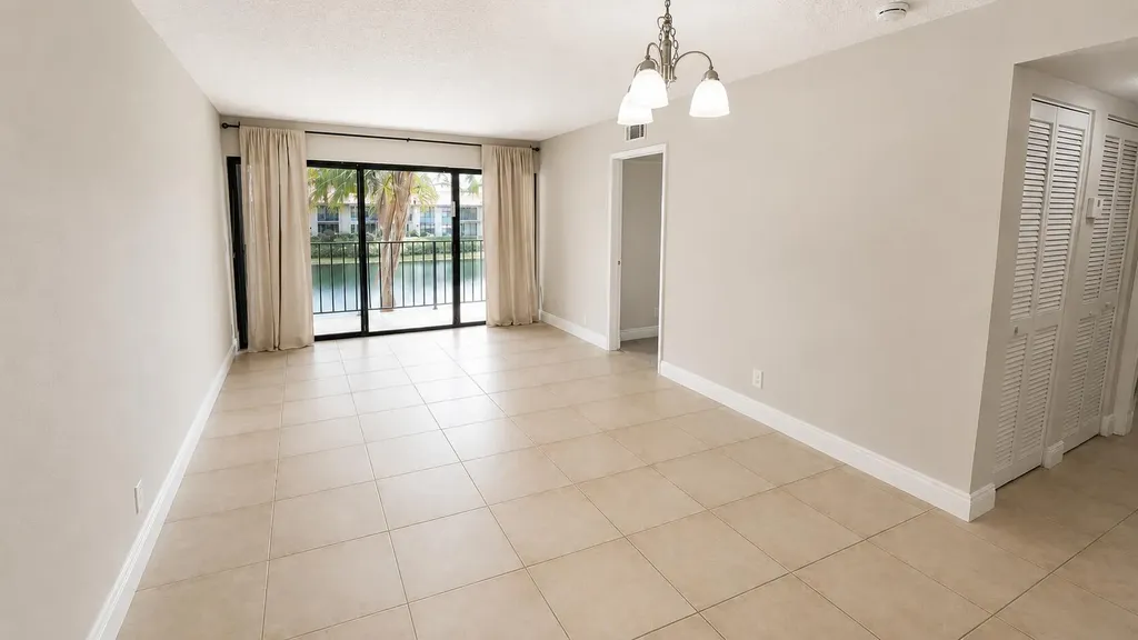 1463 Lake Crystal Drive West Palm Beach FL 33411