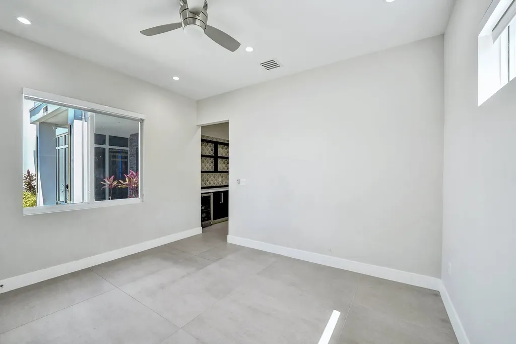 11201 SW 3rd Street Plantation FL 33325