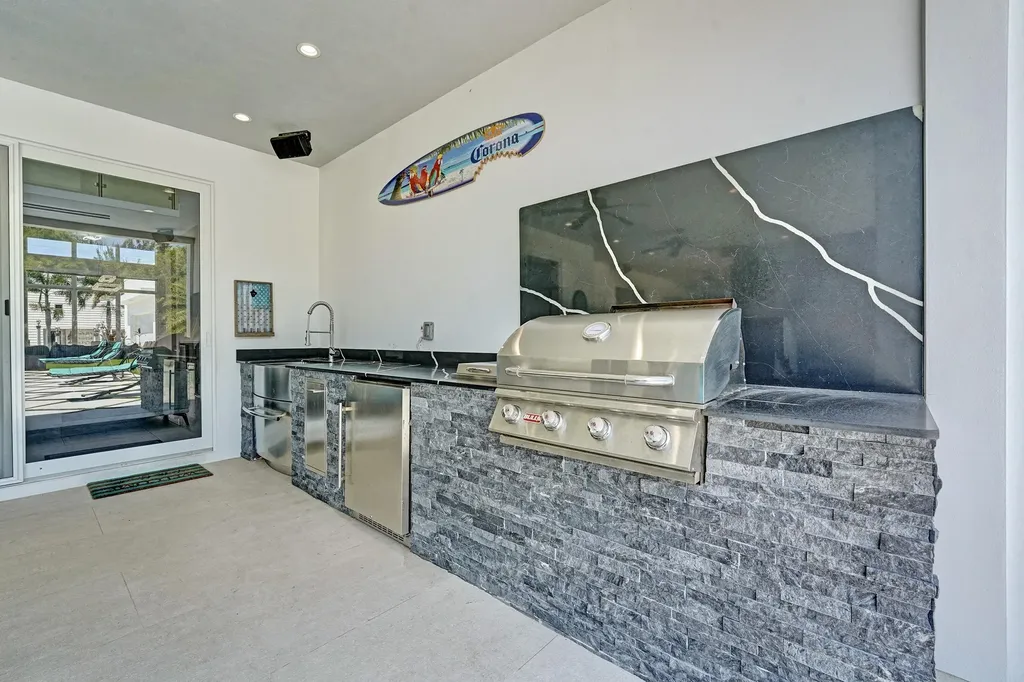 11201 SW 3rd Street Plantation FL 33325