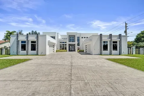 11201 SW 3rd Street Plantation FL 33325