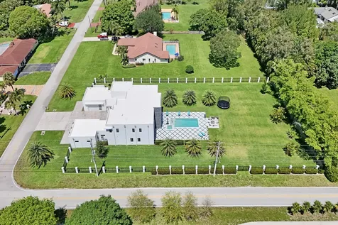11201 SW 3rd Street Plantation FL 33325