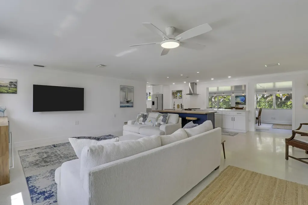 1518 Summer Avenue Jupiter FL 33469
