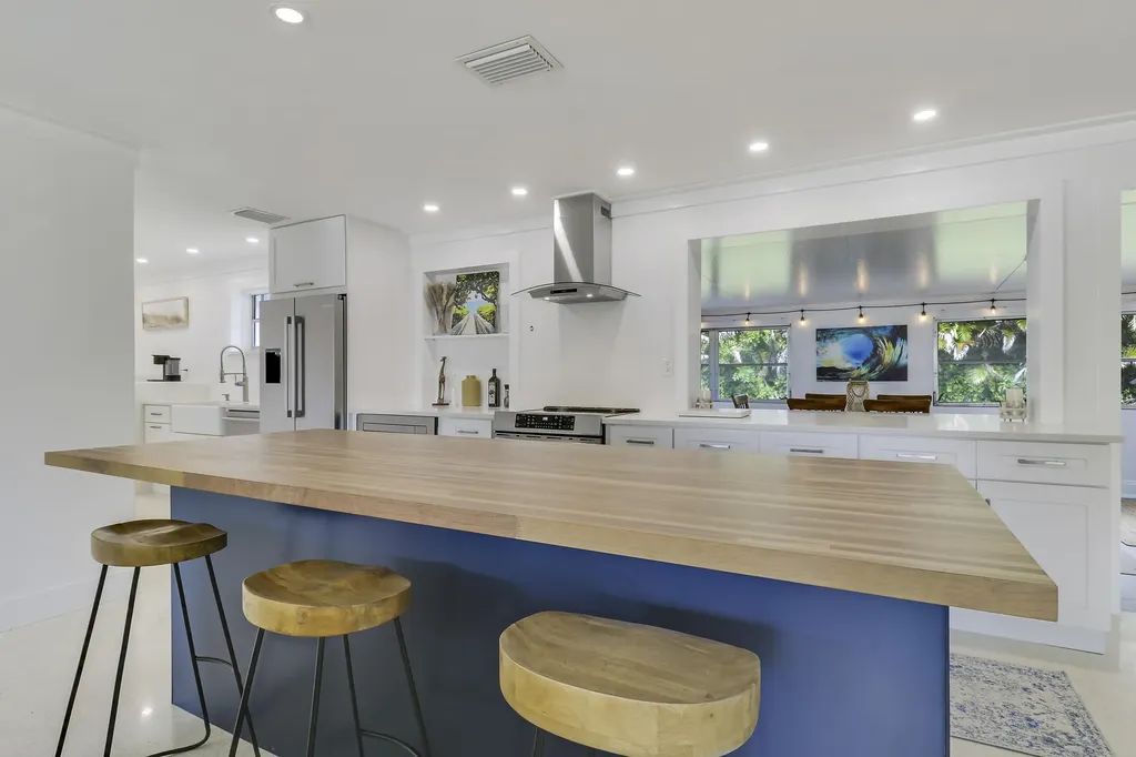 1518 Summer Avenue Jupiter FL 33469