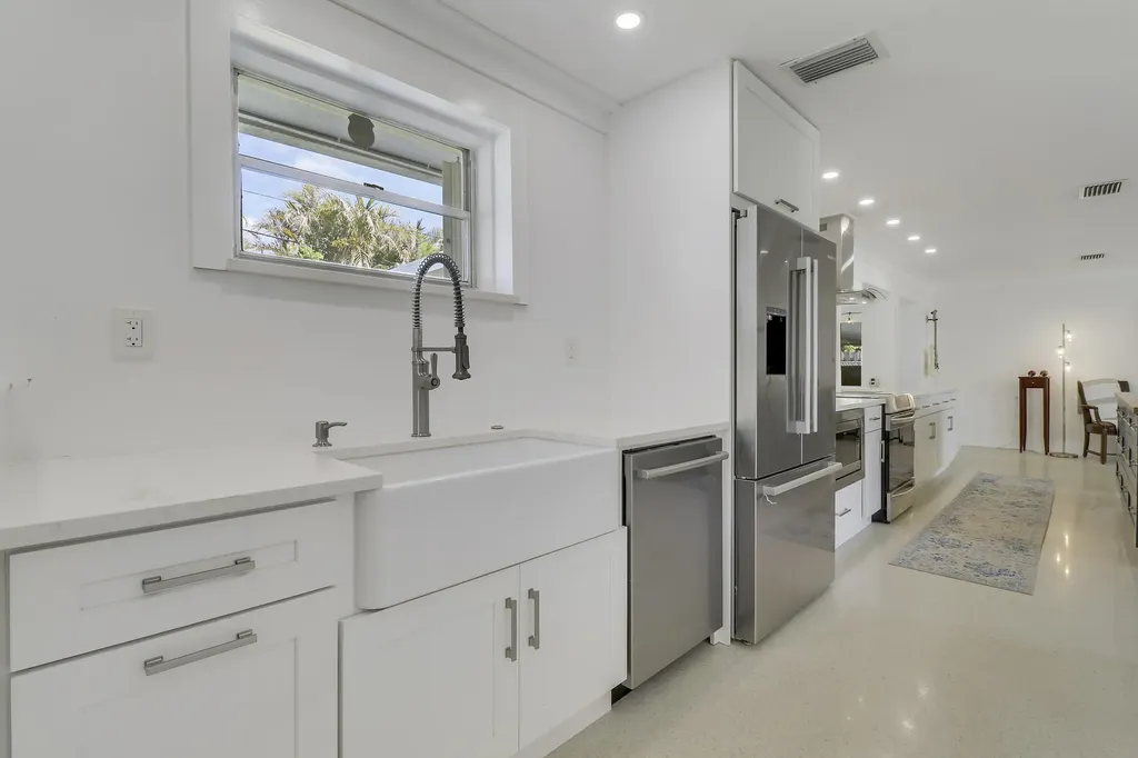 1518 Summer Avenue Jupiter FL 33469
