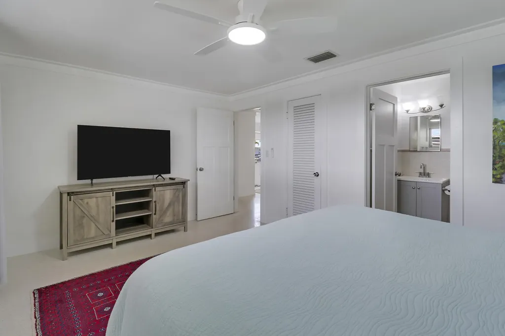 1518 Summer Avenue Jupiter FL 33469