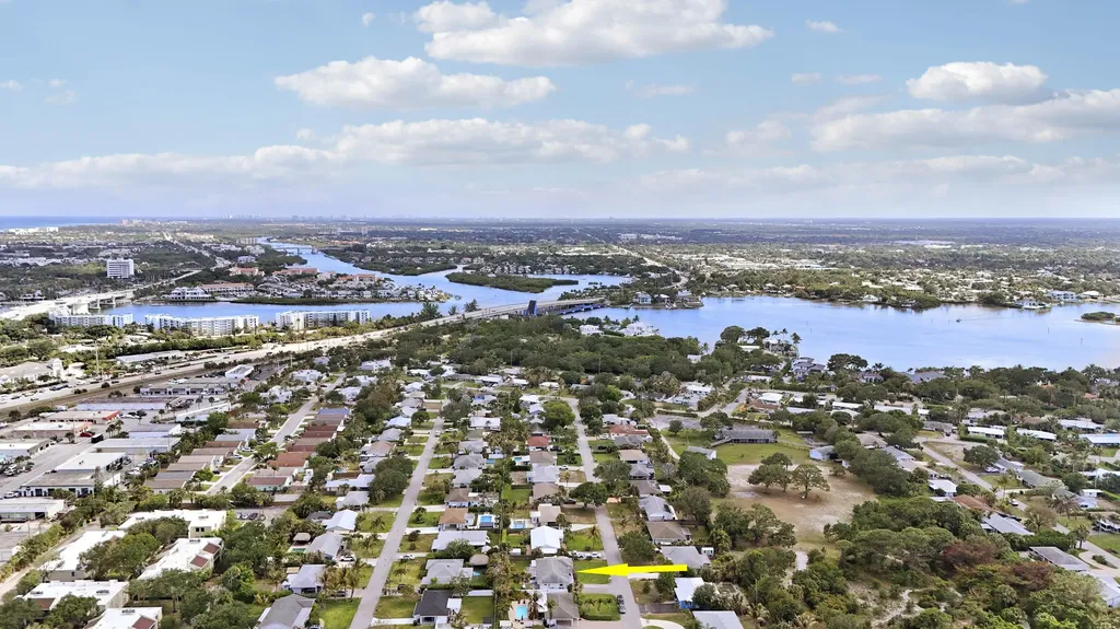 1518 Summer Avenue Jupiter FL 33469