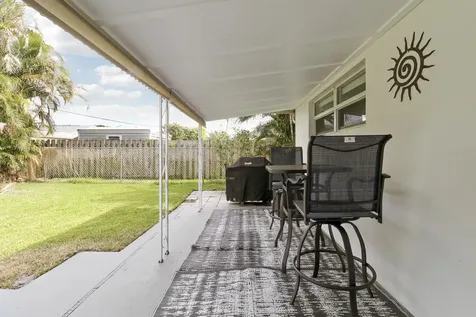 1518 Summer Avenue Jupiter FL 33469