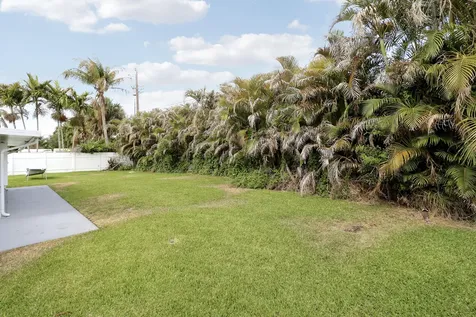 1518 Summer Avenue Jupiter FL 33469
