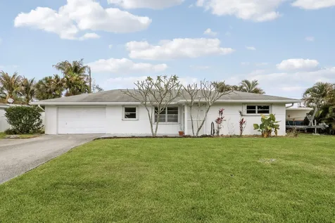 1518 Summer Avenue Jupiter FL 33469