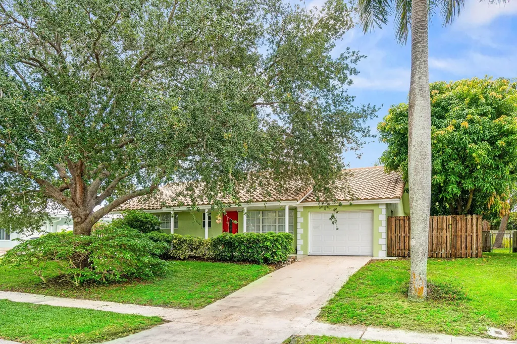 1290 SW 8th Street Boca Raton FL 33486