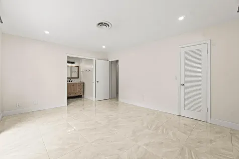 1290 SW 8th Street Boca Raton FL 33486