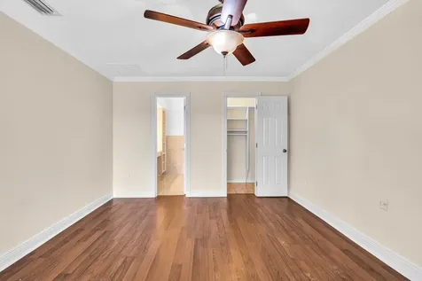 2411 NW 87th Avenue Sunrise FL 33322